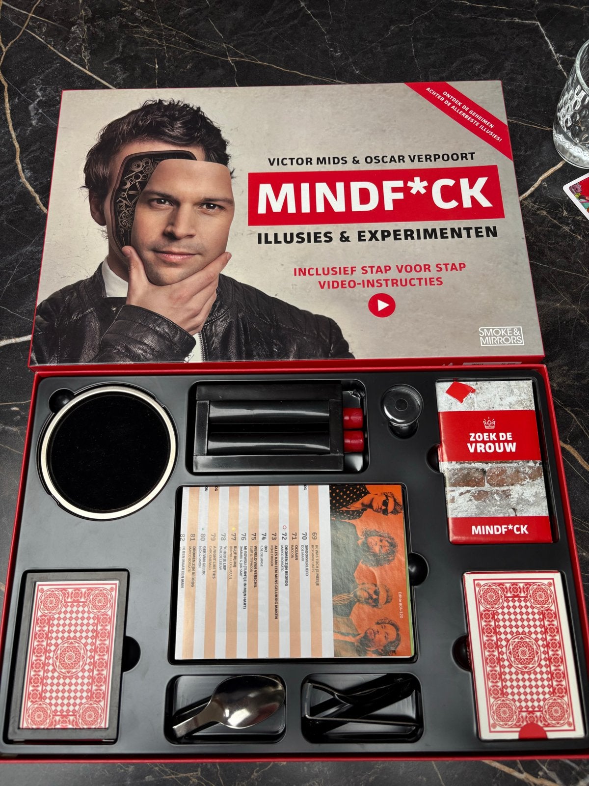 Mindf*ck Illusies & Experimenten - Victor Mids, Ophalen of Verzenden, Nieuw