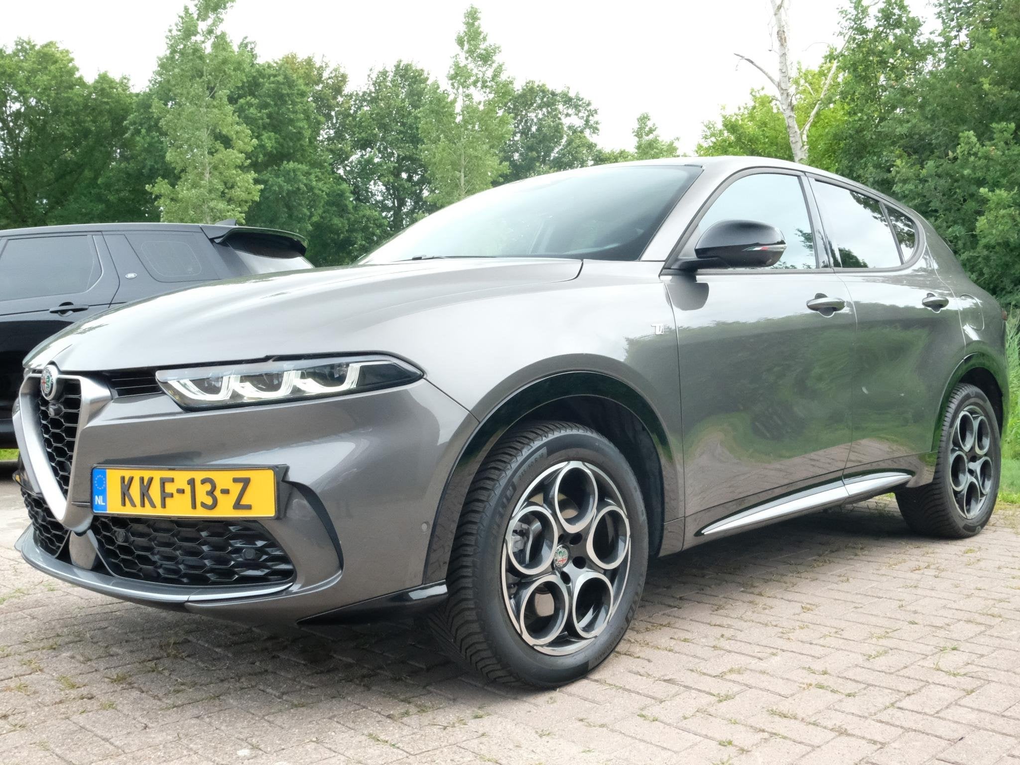 Alfa Romeo Tonale 1.3T PHEV Ti 179 PK | AWD | 360 graden cam, Auto's, Alfa Romeo, Automaat, Stof, Euro 6, 4 cilinders