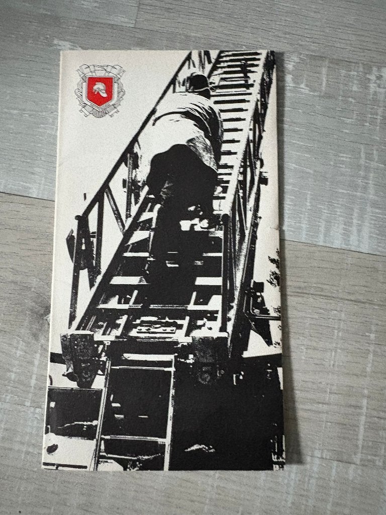 Flyer brandweer Rotterdam 1980s, Ophalen of Verzenden, Gebruikt, Auto's