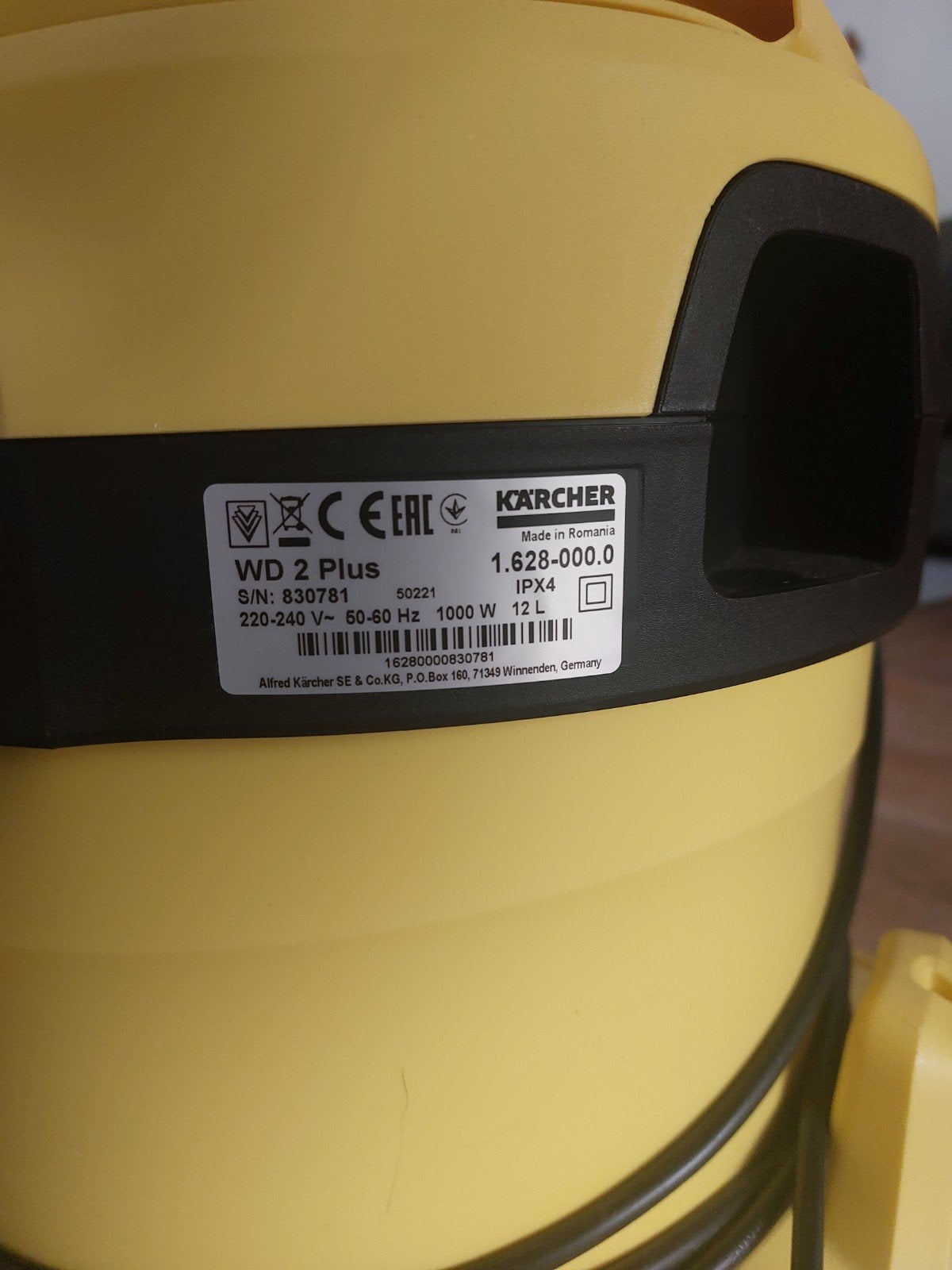 Kärcher WD 2 Plus Nat- en Droogzuiger - 1000W, Ophalen, Inclusief accessoires, Kärcher, Zo goed als nieuw