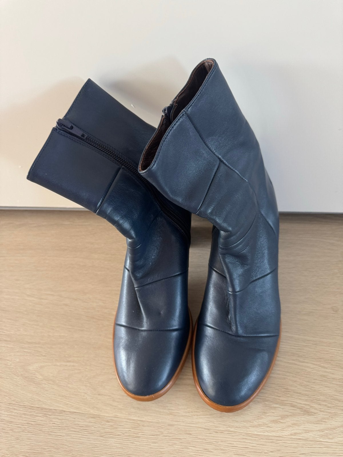 Donkerblauwe Pertini laarzen maat 36 - als nieuw, Kleding | Dames, Ophalen of Verzenden, Zo goed als nieuw, Blauw, Lage of Enkellaarzen