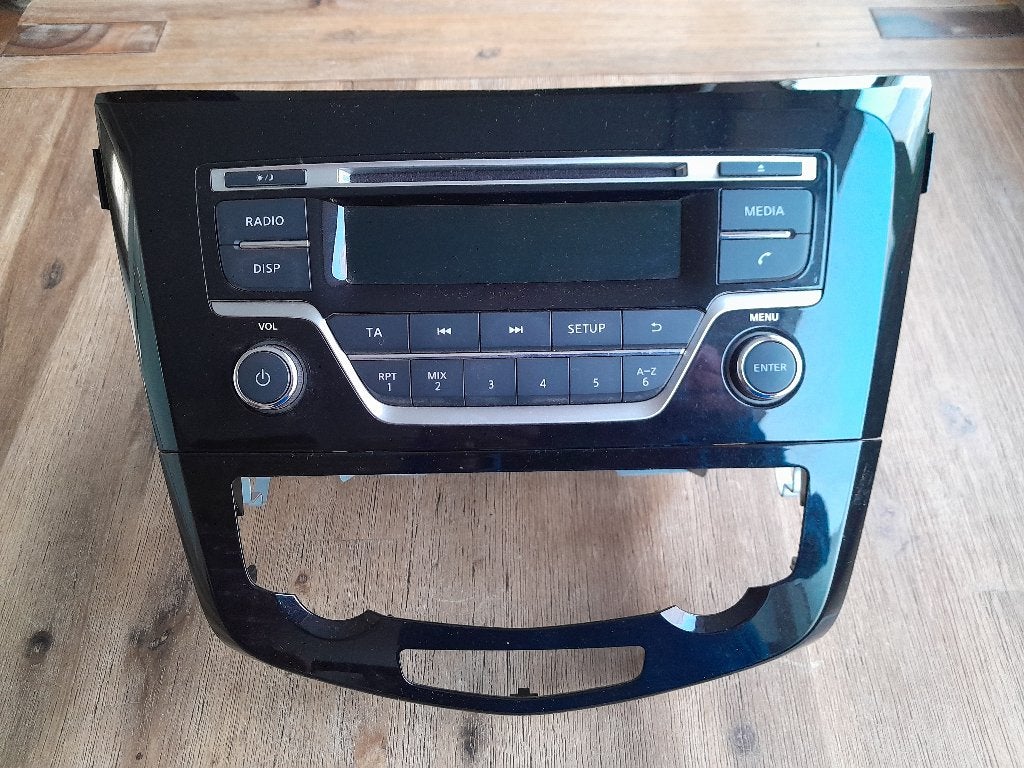 AUTORADIO/CD - Bijna Nieuw - NISSAN QASHQAI - Model J11, Auto diversen, Verzenden, Zo goed als nieuw