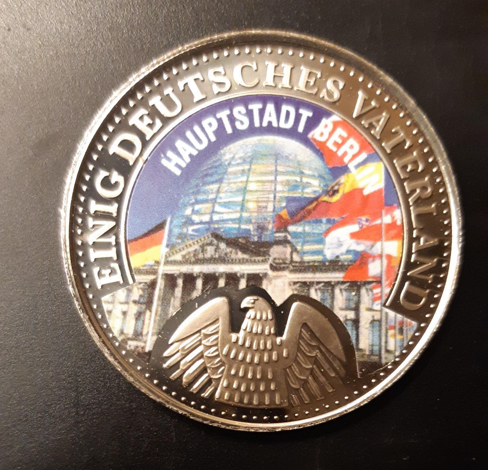 Einig Deutsches Vaterland, hauptstadt Berlin ., Ophalen