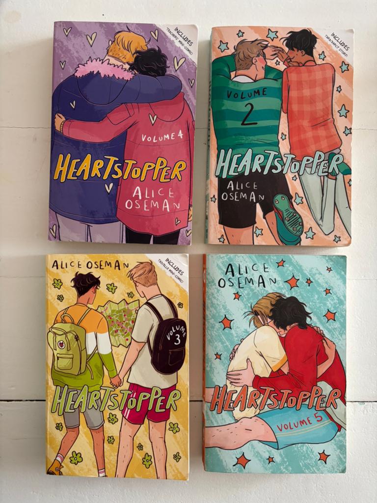 Heartstopper deel 2.3,4,5, Ophalen, Zo goed als nieuw
