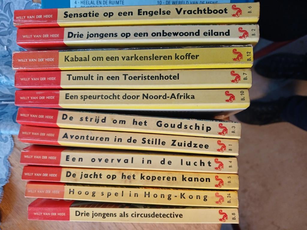 11 Willy van der Heide boekjes, Boeken, Ophalen of Verzenden