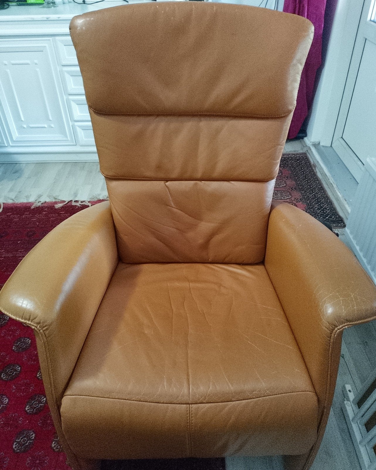 Echt leer relax fauteuil 
met nieuw 29 volt adapter, Huis en Inrichting, Ophalen, Zo goed als nieuw, Leer