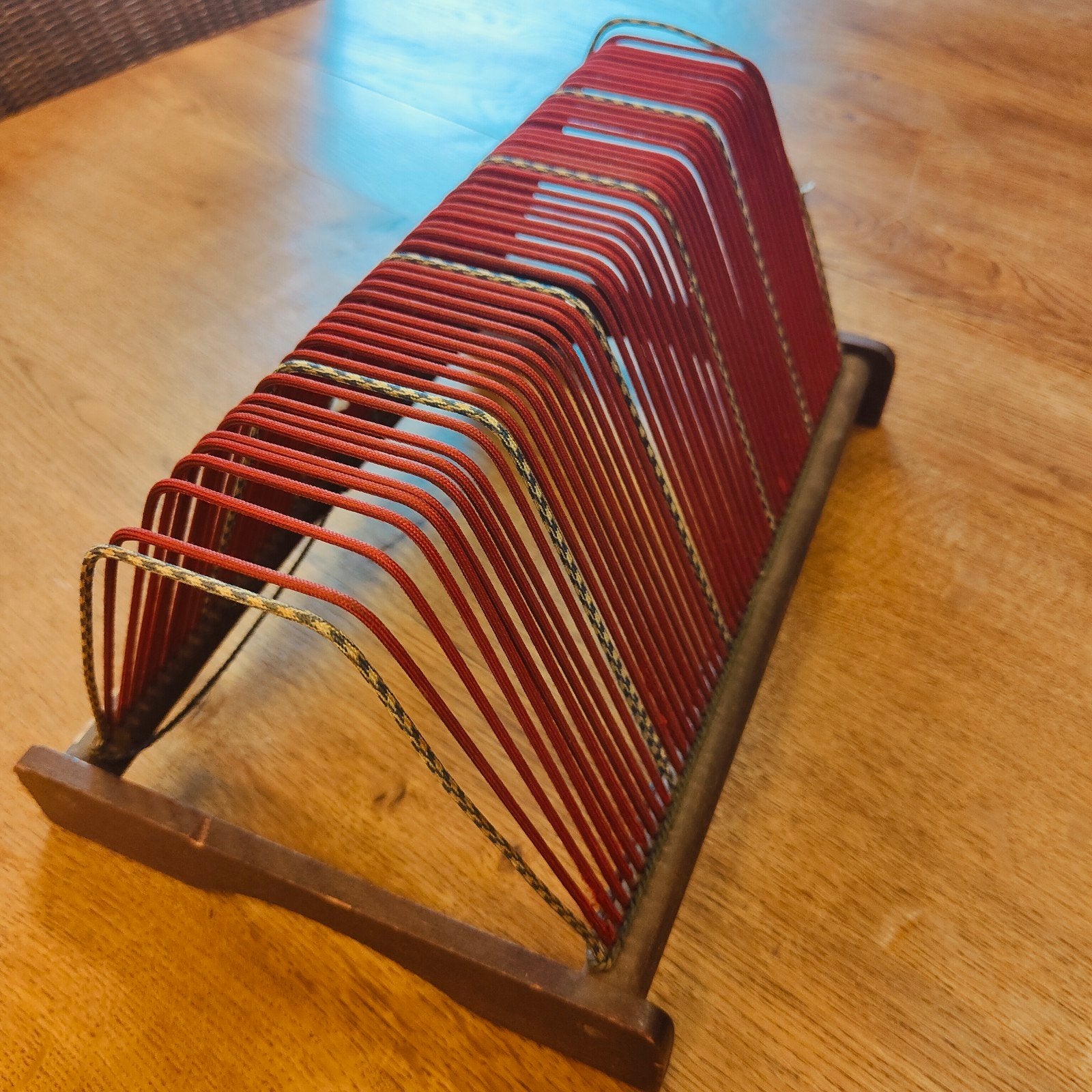 Vintage LP/Single Houder voor 50 stuks - Rood/Hout, Ophalen of Verzenden