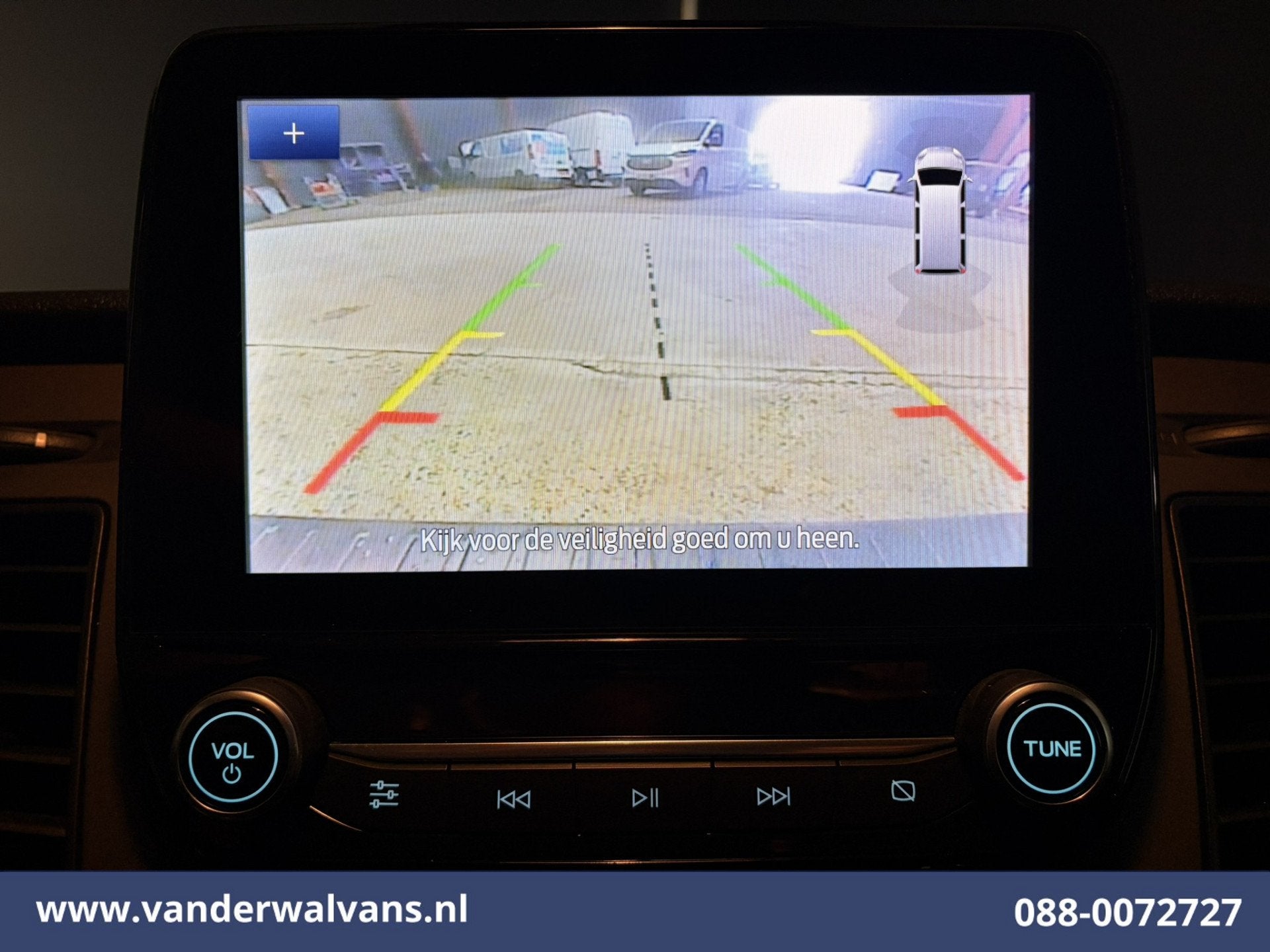 Ford Transit Custom 2.0 TDCI L2H1 Euro6 Airco | Camera | Nav, Voorwielaandrijving, Dealer onderhouden, Euro 6, 4 cilinders