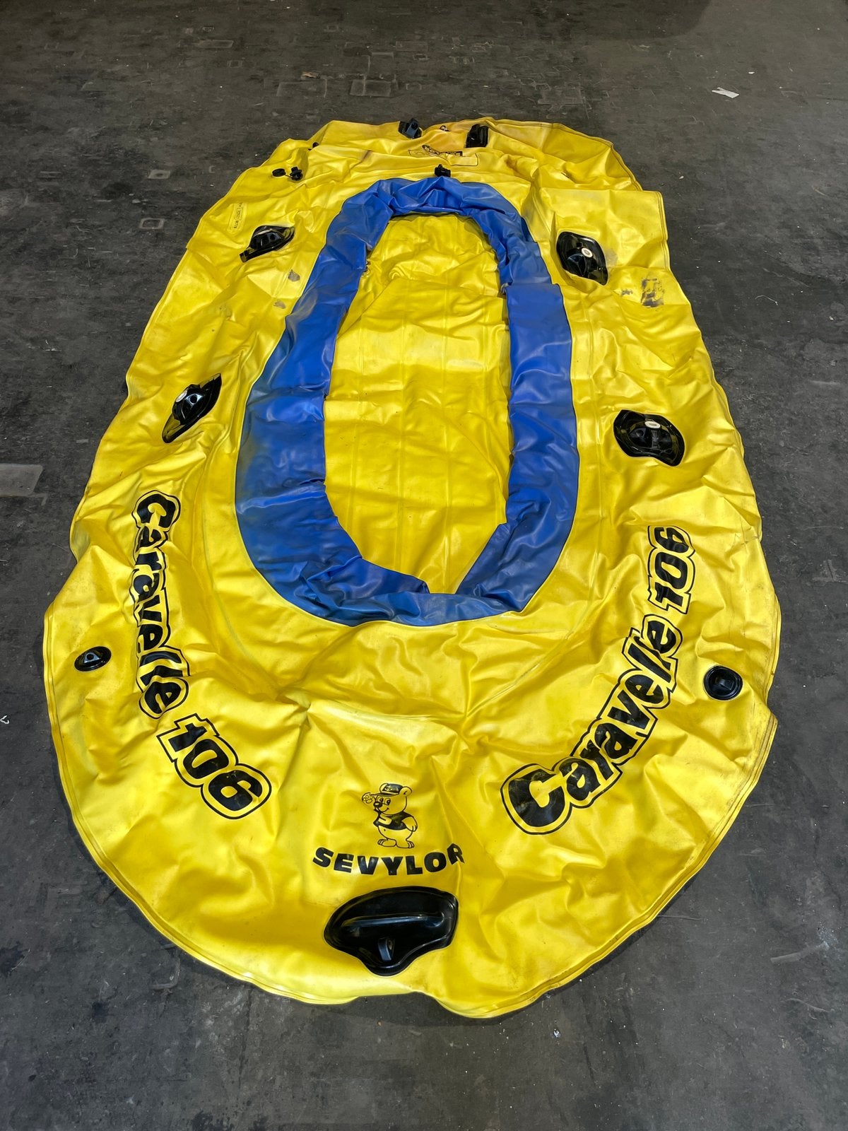 Rubberboot  Sevylor France type Caravelle 106, Watersport en Boten, Kano's, Ophalen of Verzenden, Zo goed als nieuw, Drie personen of meer