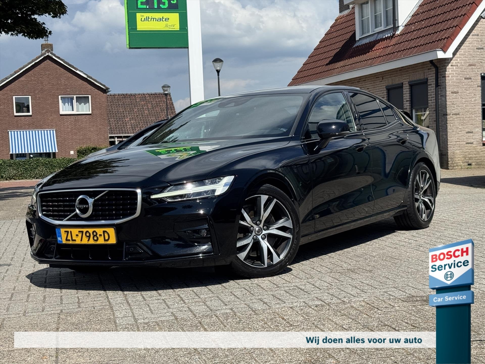Volvo S60 2.0 T5 R Design / Camera / Trkehaak / Memory / H&K, Auto's, Euro 6, 4 cilinders, 1969 cc, Zwart