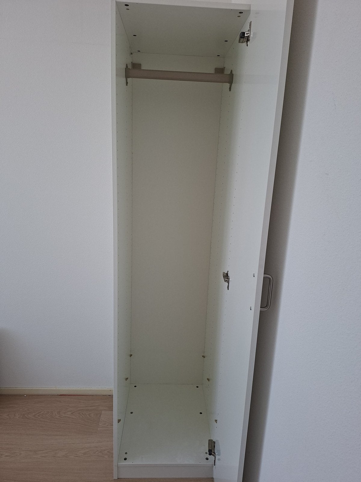 IKEA Pax kledingkast met roede en kleerhangers 201x50x60cm, Ophalen, Overige materialen, Gebruikt, 200 cm of meer