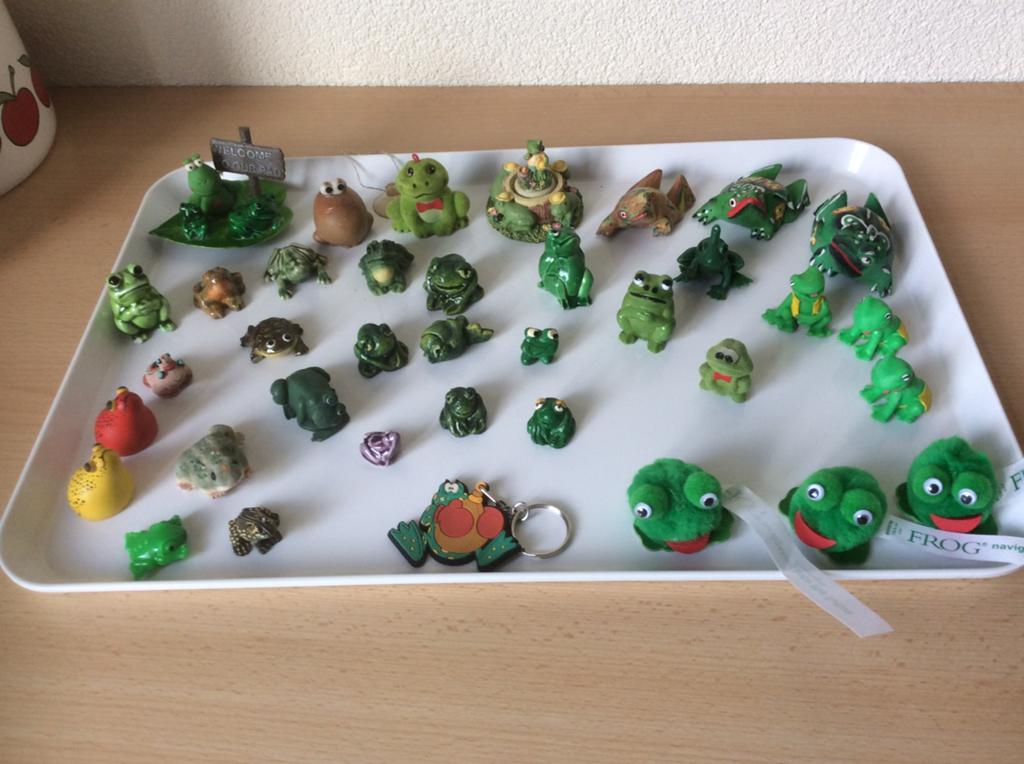 Verzameilng kikkertjes,steen,hout,vilt,poppenhuis,letterbak, Verzamelen, Ophalen of Verzenden, Zo goed als nieuw, Beeldje of Figuurtje