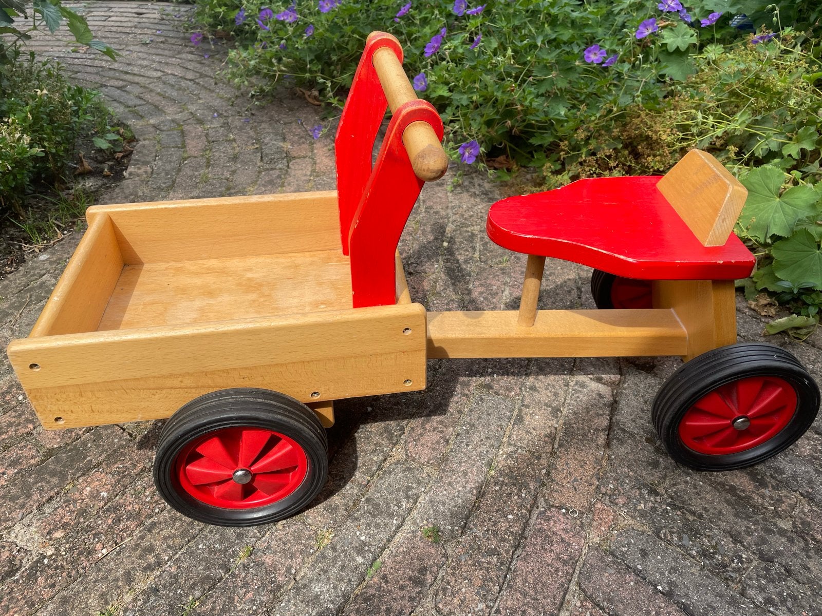 Van Dijk Houten loopauto / bakfiets - rood en naturel, Ophalen, Gebruikt, Loopvoertuig