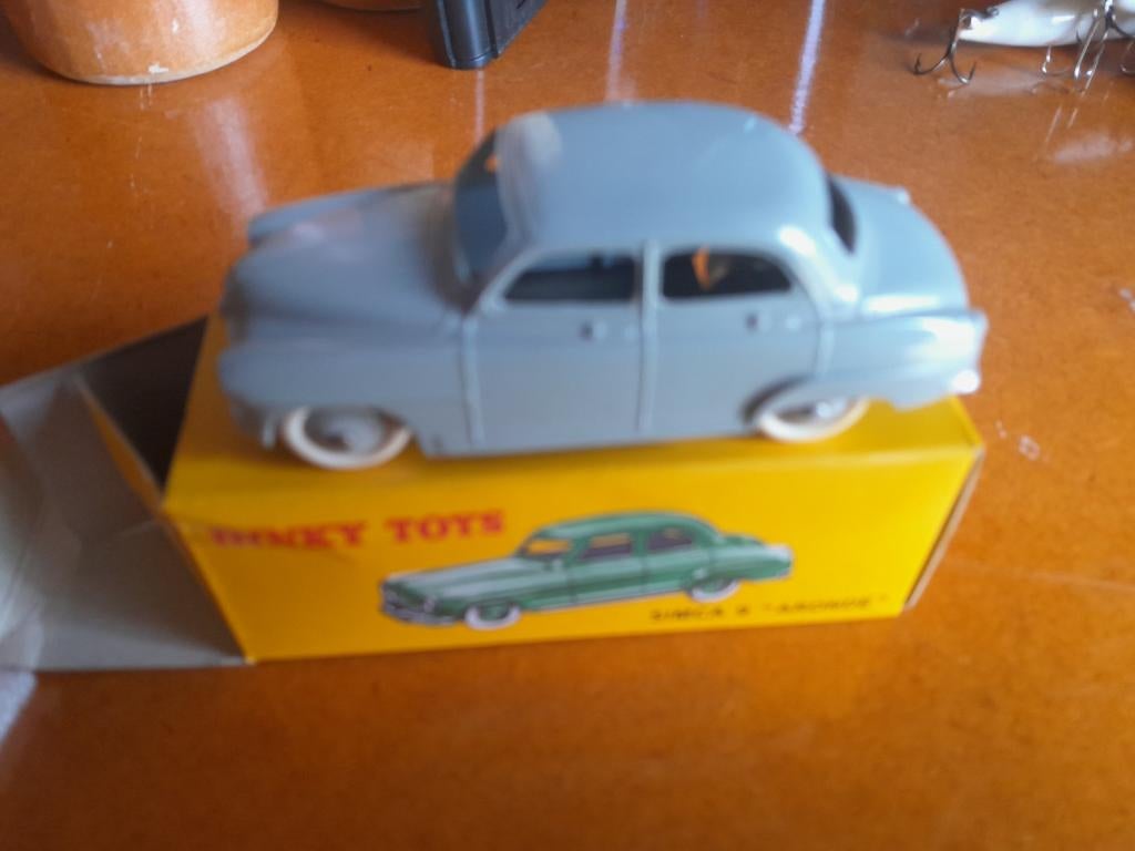 Dinky Toys Simca 9 "Aronde" Atlas Editie - Nieuw, Ophalen of Verzenden, Nieuw, Auto, Dinky Toys