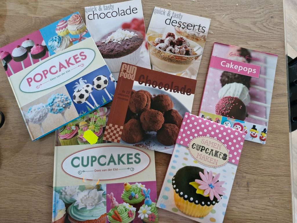 Diverse kookboekjes voor o.a cupcakes, Ophalen of Verzenden, Cupcakes