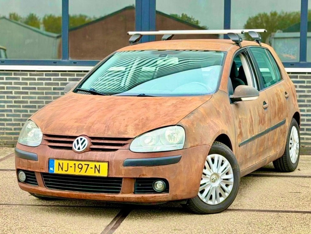 Volkswagen Golf 1.6 FSI Sportline |Airco |Navi |Nieuwe APK, Auto's, Gebruikt, 4 cilinders, Bruin, Handgeschakeld