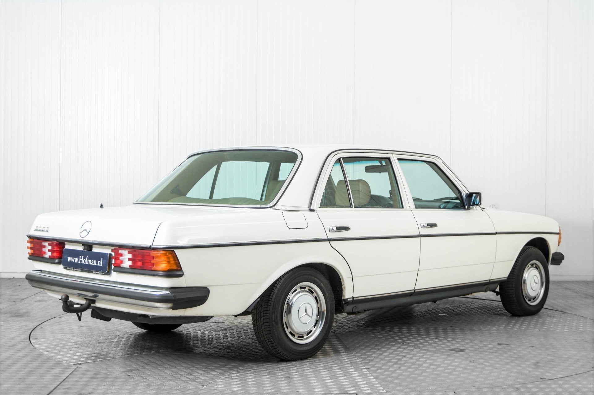 Mercedes-Benz 300d w123 300 D 5 cyl. (bj 1980), Auto's, Achterwielaandrijving, Gebruikt, Wit, Bedrijf