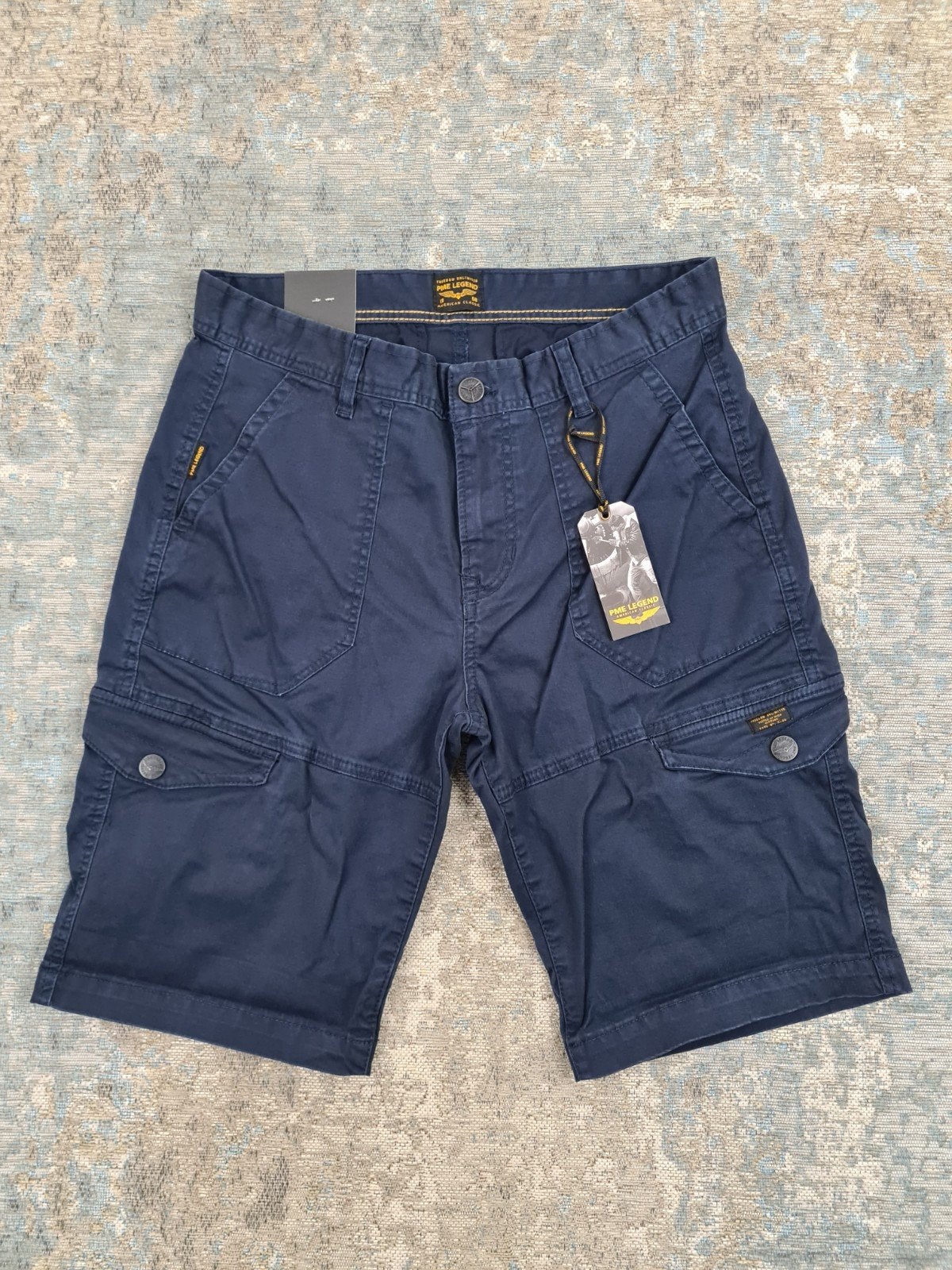 PME Cargo Shorts W31 NIEUW Bronno3132 Bronno3134 Blauw

Tail, New Yorkstraat 50, 1175 RD Lijnden, https://www.justbrands.nl/klantenservice