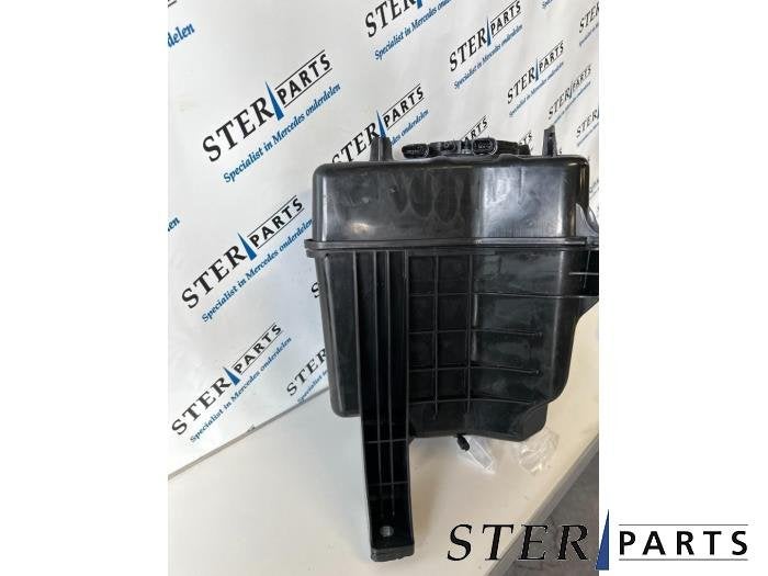 Adblue tank van een Mercedes Sprinter, Gebruikt, -, Ophalen of Verzenden, -