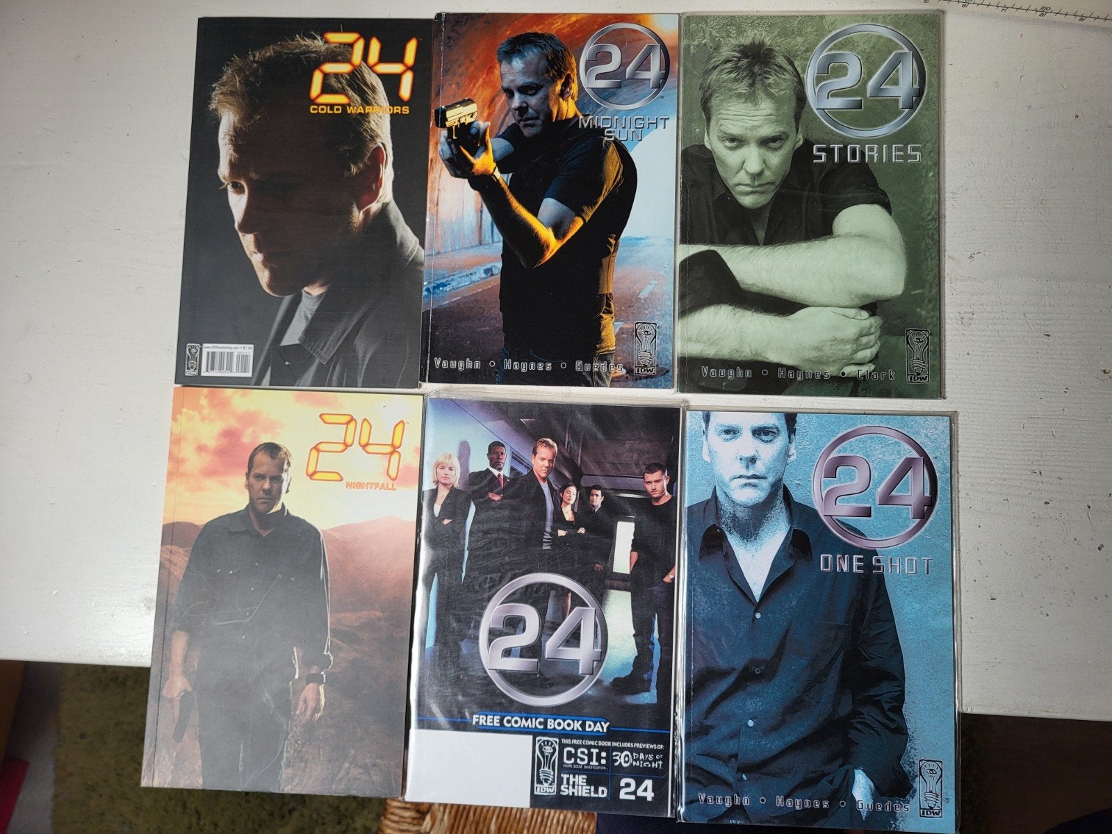 24 Jack Bauer.Kiefer Sutherland 4tpb. 2 one shot. Nieuwstaat, Boeken, Meerdere comics, Ophalen of Verzenden, Zo goed als nieuw