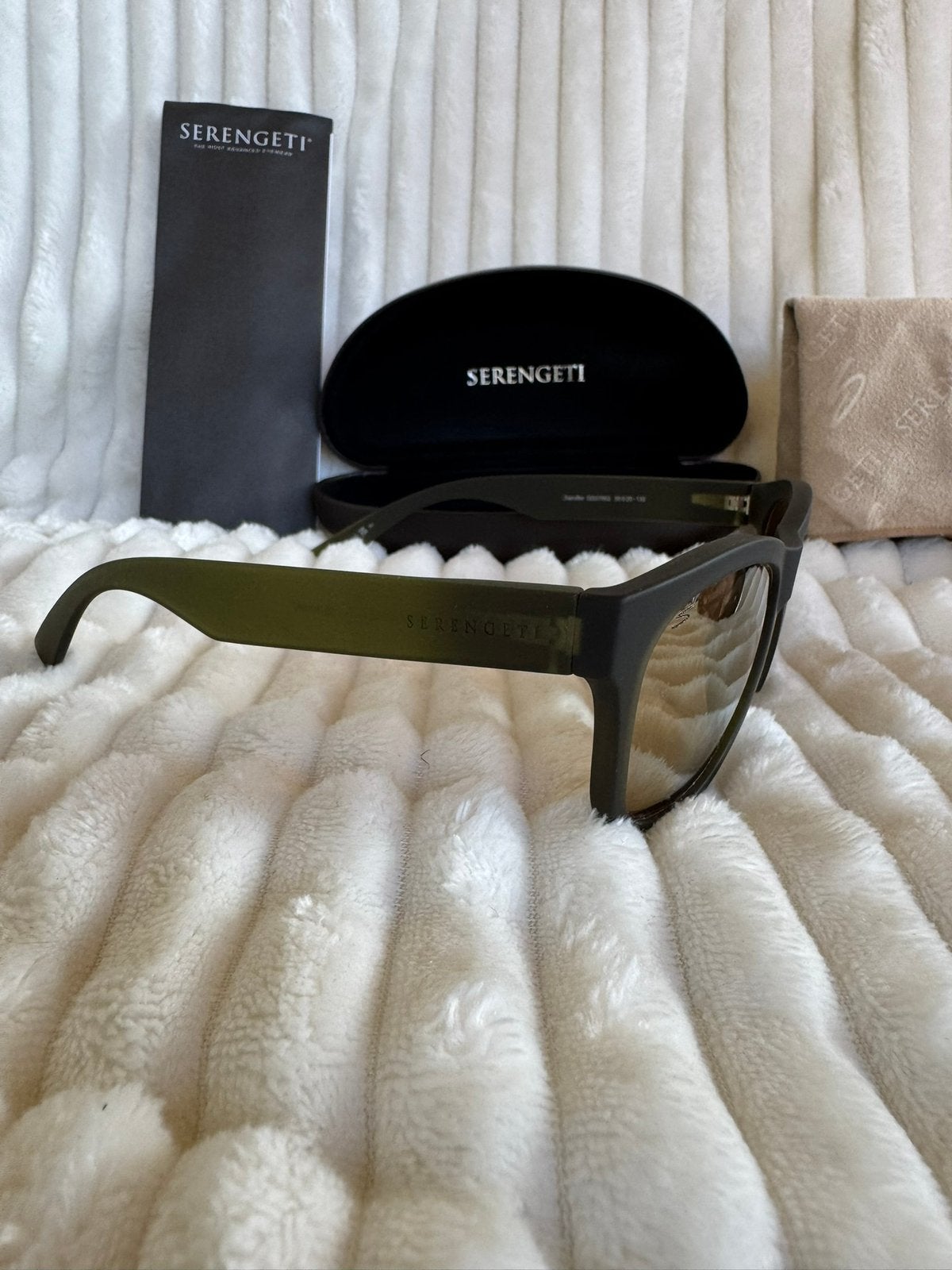 Serengeti Chandler SS557002  garantie en btw-factuur, Zonnebril, Verzenden, Nieuw, Nvt