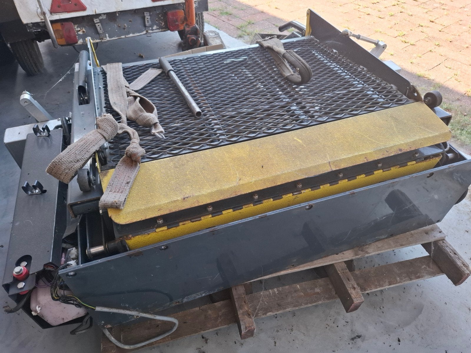 invalide lift, Ophalen, Elektrische rolstoel