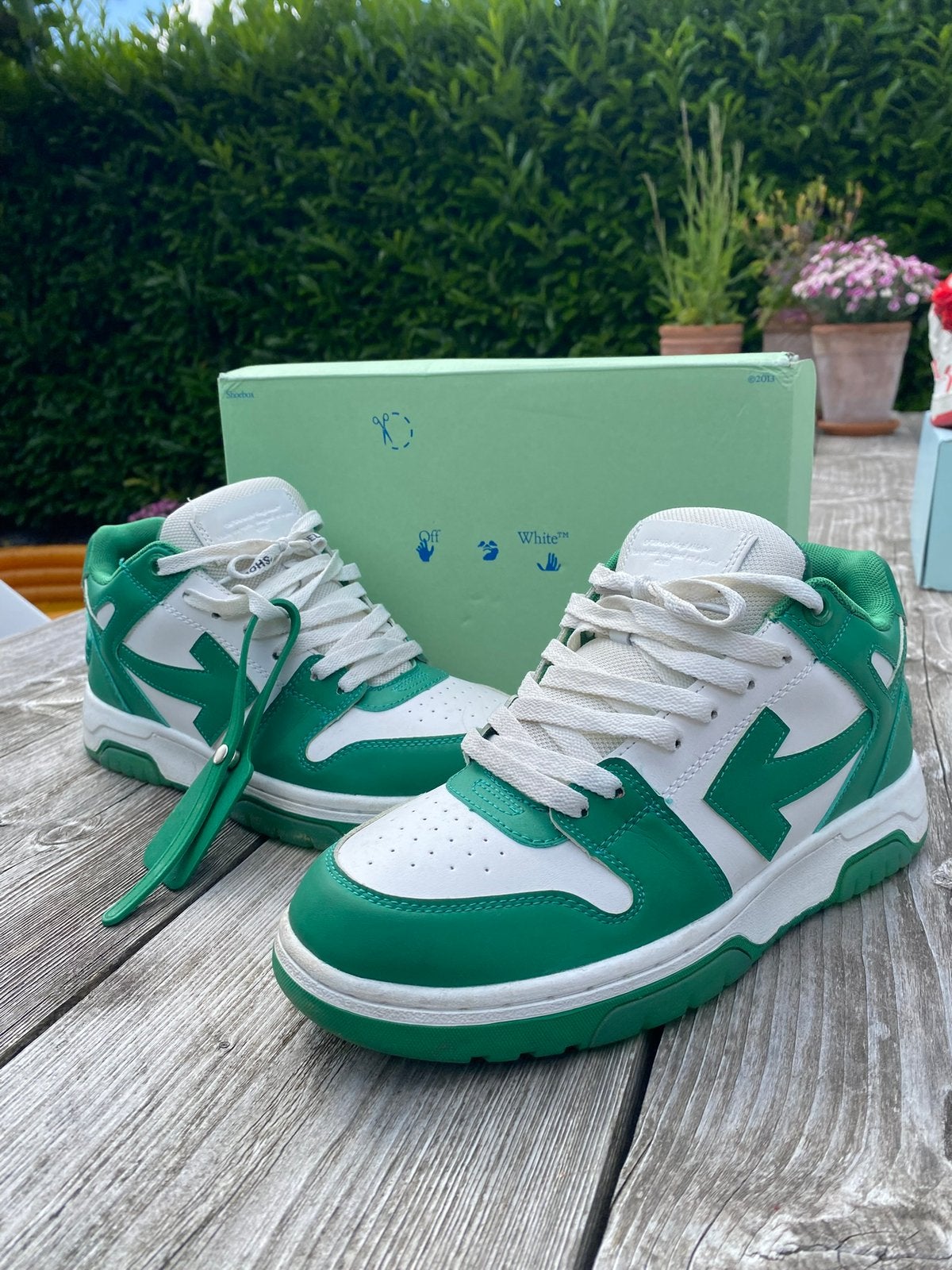 Off-white out of office green/white, Kleding | Heren, Schoenen, Overige kleuren, Ophalen of Verzenden, Sneakers of Gympen, Zo goed als nieuw
