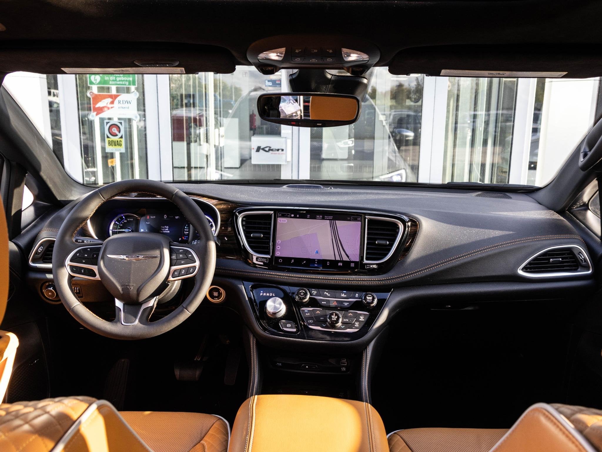 Chrysler Pacifica 3.6 V6 Hybrid Pinacle | Pano | 360 Camera, Auto's, Gebruikt, Euro 6, Origineel Nederlands, Hybride Elektrisch/Benzine