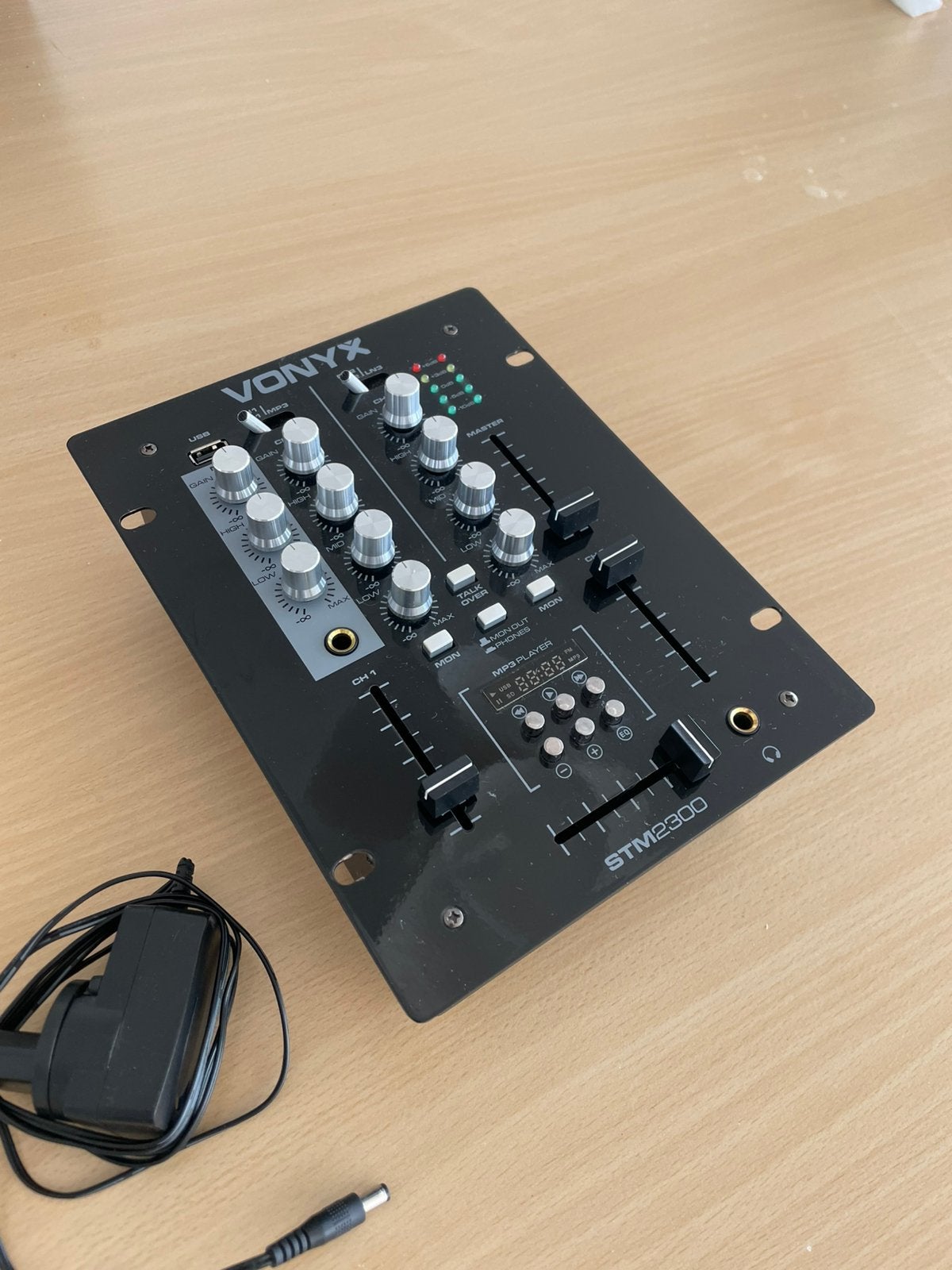 Vonyx STM2300 mengpaneel, Muziek en Instrumenten, Ophalen of Verzenden, Zo goed als nieuw, Minder dan 5 kanalen