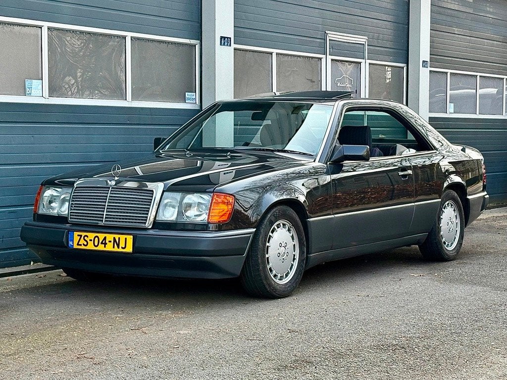 Mercedes-Benz 200-500 (W124) 230 CE, Auto's, Gebruikt, 4 cilinders, 700 kg, 4 stoelen