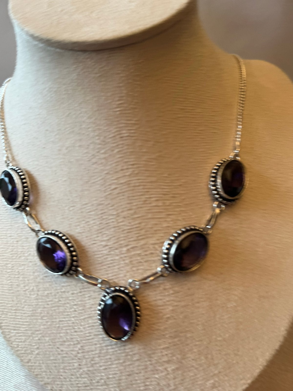 Zilveren Collier met Amethist - Gekeurd 925 - 52 cm, Verzenden, Paars, Zo goed als nieuw, Met edelsteen
