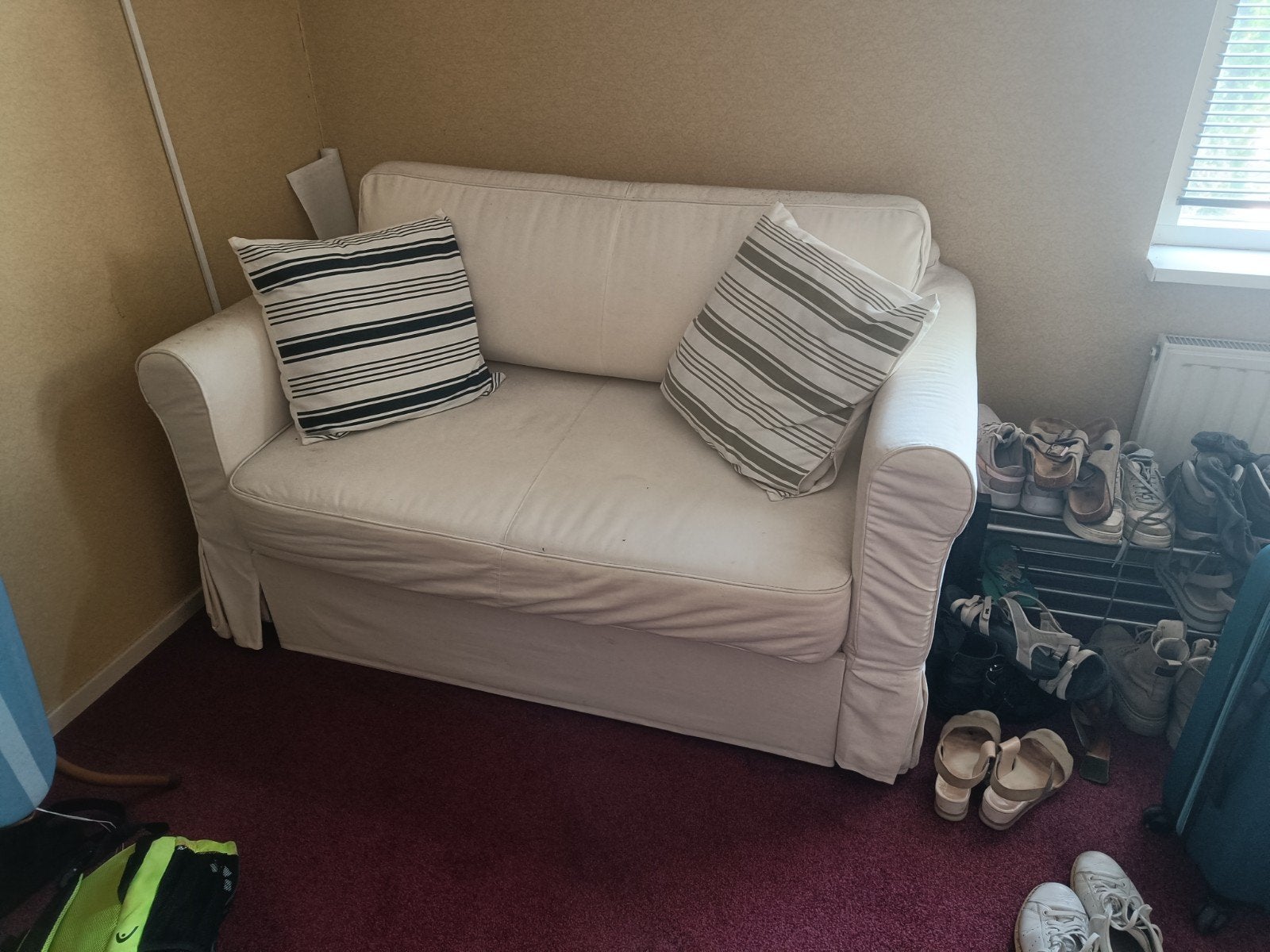 IKEA Slaapbank Hagaland - Compact en Comfortabel, Ophalen, Gebruikt, Wit, Tweepersoons