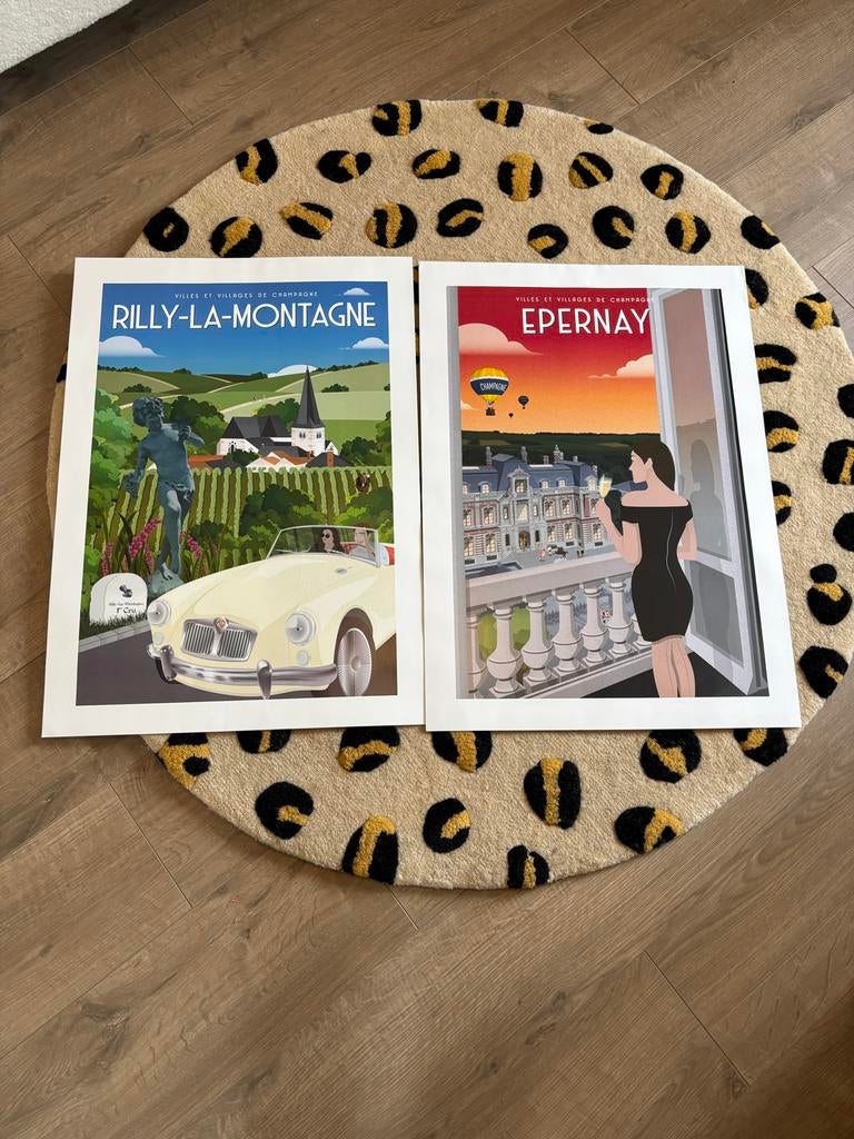 2 posters 50x70 - Collectie: Villes et Villages de Champagne, Verzamelen, Posters, Zo goed als nieuw, Overige onderwerpen, A1 t/m A3