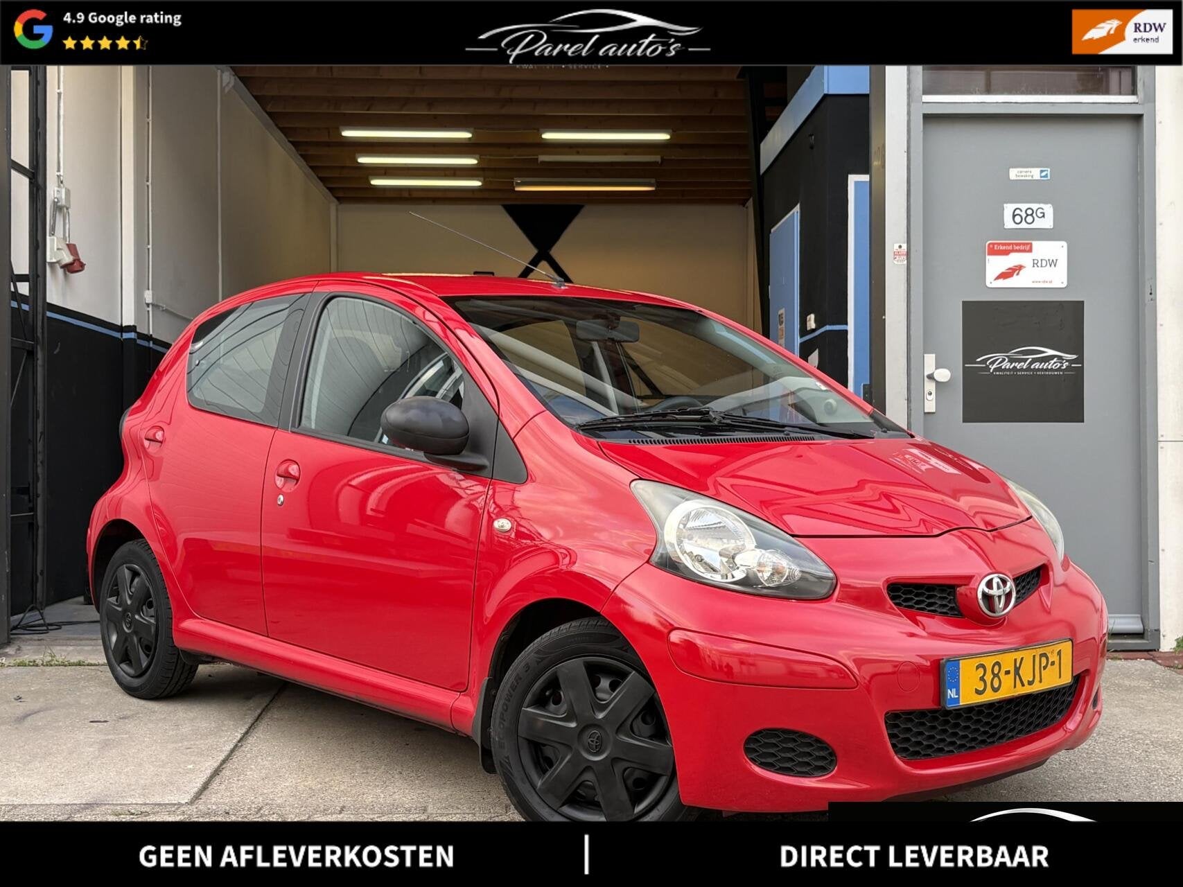 Toyota Aygo 1.0-12V Comfort|APK|NAP|Airco|5 Deuren|Lage KM, Voorwielaandrijving, Stof, Gebruikt, Zwart