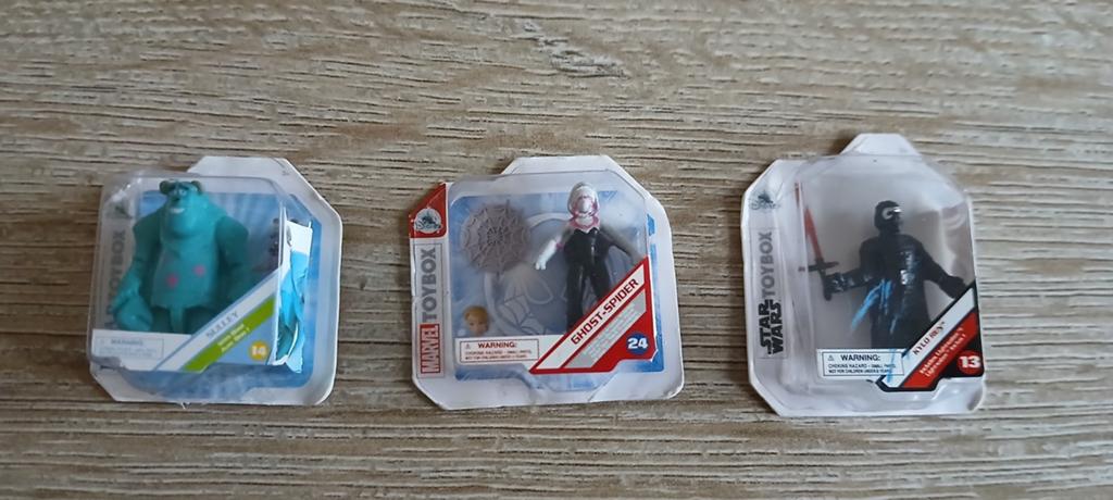 Toybox Star Wars Kylo Ren marvel ghost spider pixar sully, Ophalen of Verzenden, Nieuw