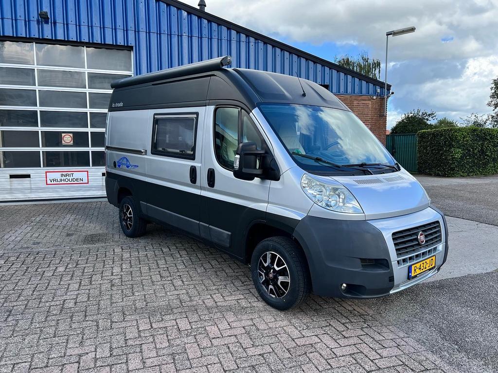 Buscamper Fiat Ducato 2.3JTD La Strada, Ringverwarming, Tot en met 2, Bedrijf, 4 tot 5 meter