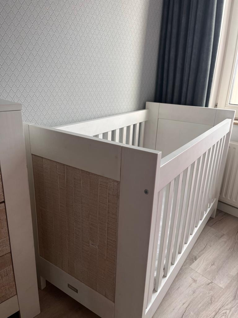 Te koop, kinderledikant, commode met bovenplankje, Ophalen, Gebruikt, 50 tot 70 cm, 100 cm of meer