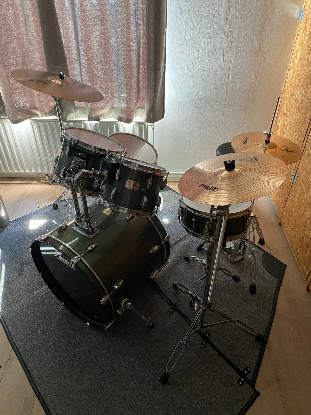 Pearl Export Series drumstel donkergroen incl. Mat en kruk, Muziek en Instrumenten, Drumstellen en Slagwerk, Ophalen, Zo goed als nieuw