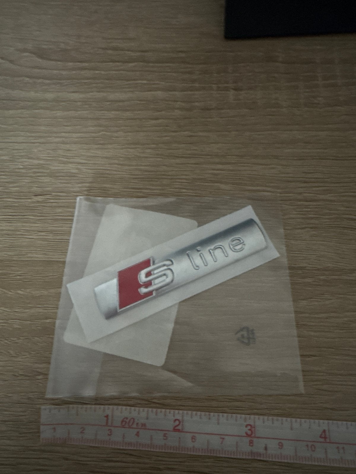Origineel Audi S line embleem - Nieuw in verpakking, Ophalen of Verzenden