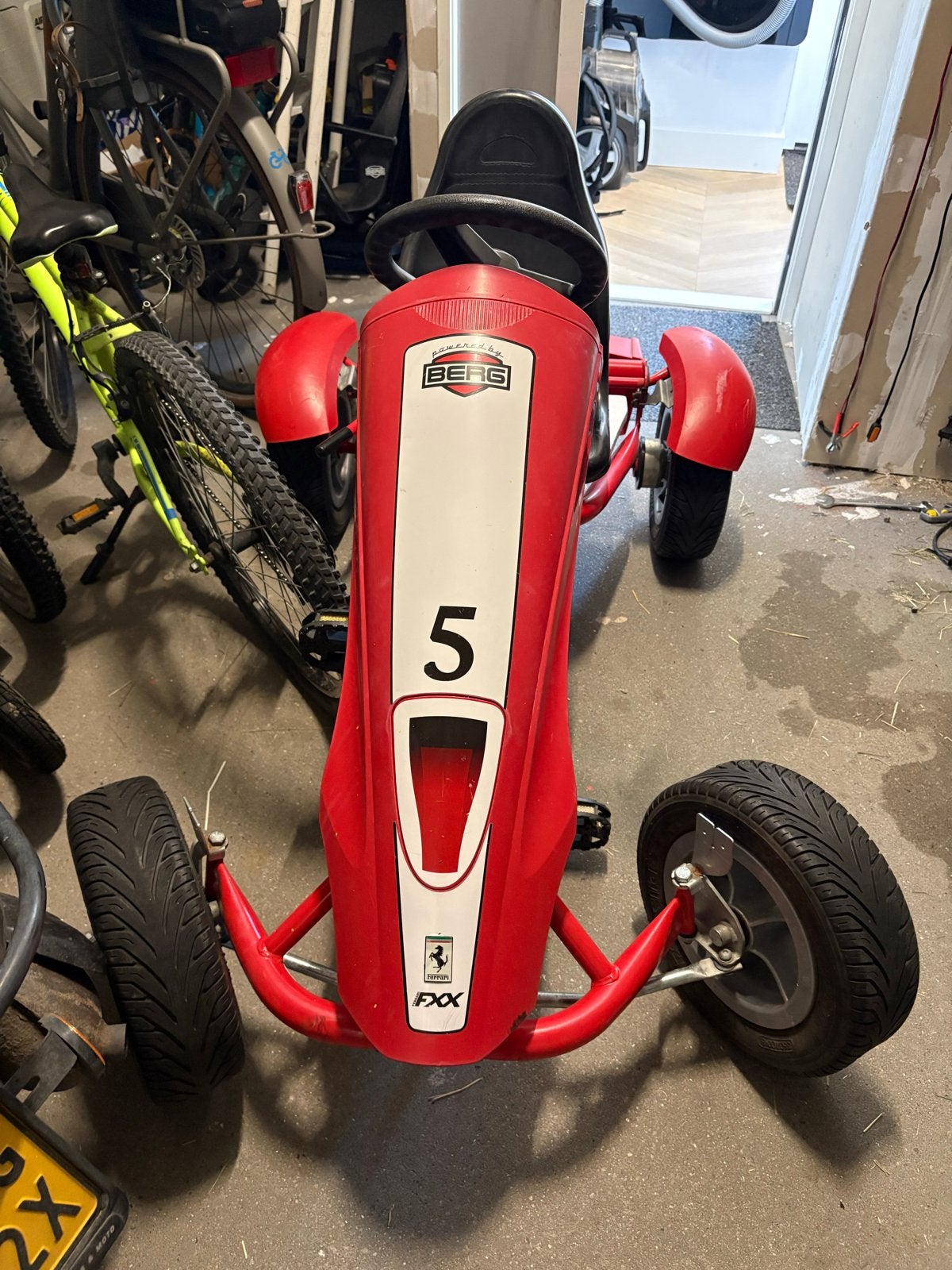 BERG Ferrari FXX skelter - Zo goed als nieuw, Ophalen, Zo goed als nieuw, Trapvoertuig