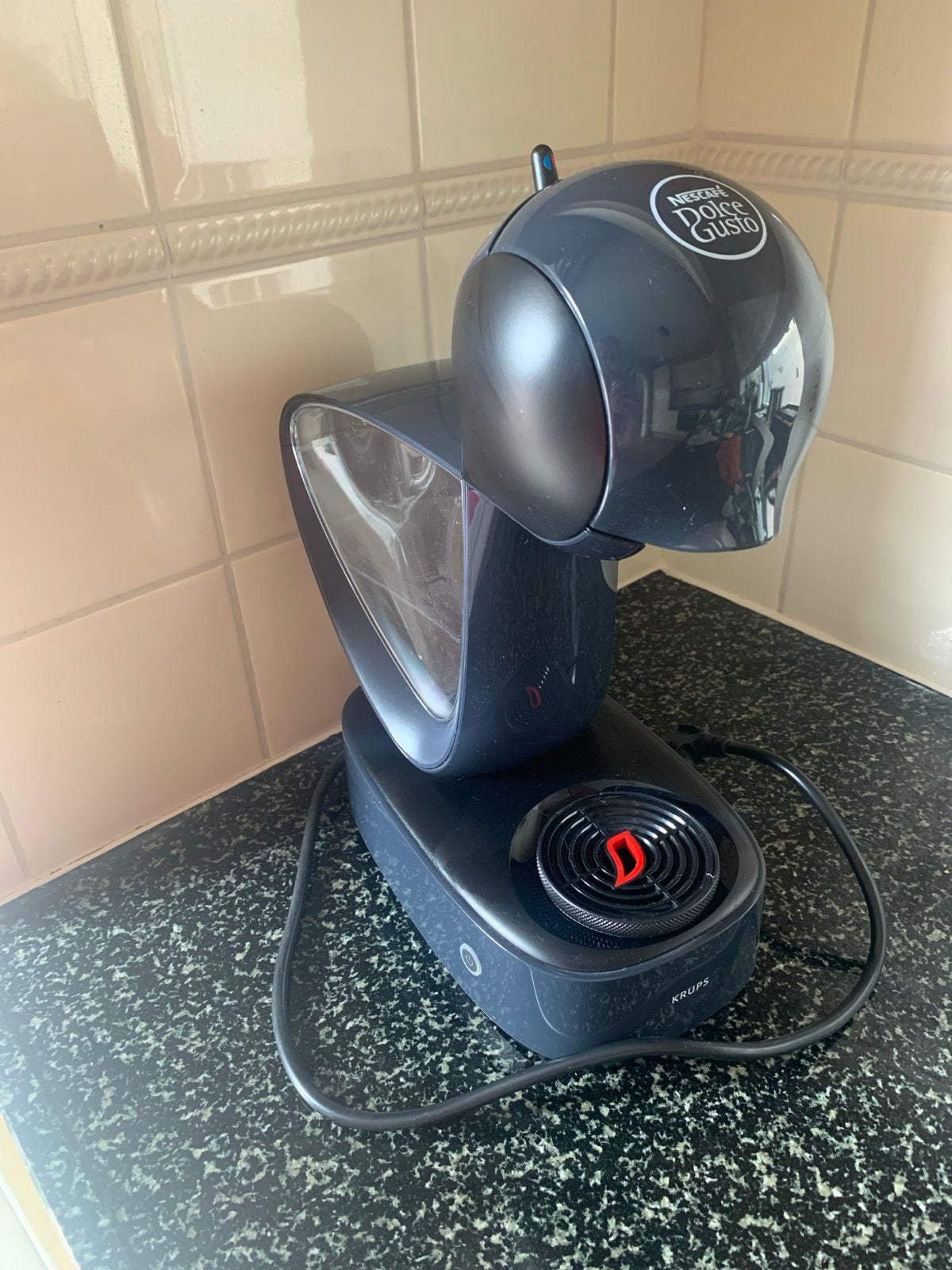 Nescafé Dolce Gusto Krups koffiezetapparaat, Witgoed en Apparatuur, Koffiezetapparaten, Koffiepads en cups, Gebruikt, Koffiemachine