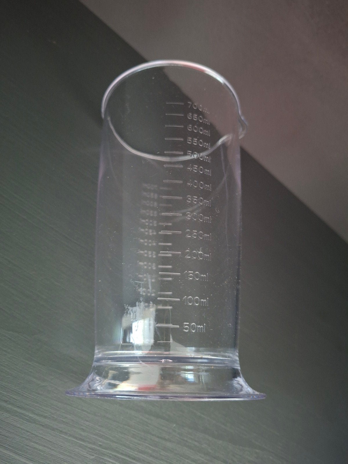 Kunststof maatbeker 700 ml, Ophalen of Verzenden, Gebruikt, Kunststof