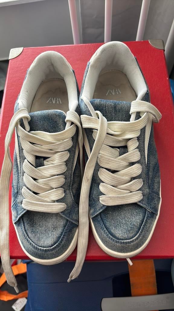 Zara sneakers maat 39, Ophalen of Verzenden, Zo goed als nieuw, Sneakers of Gympen