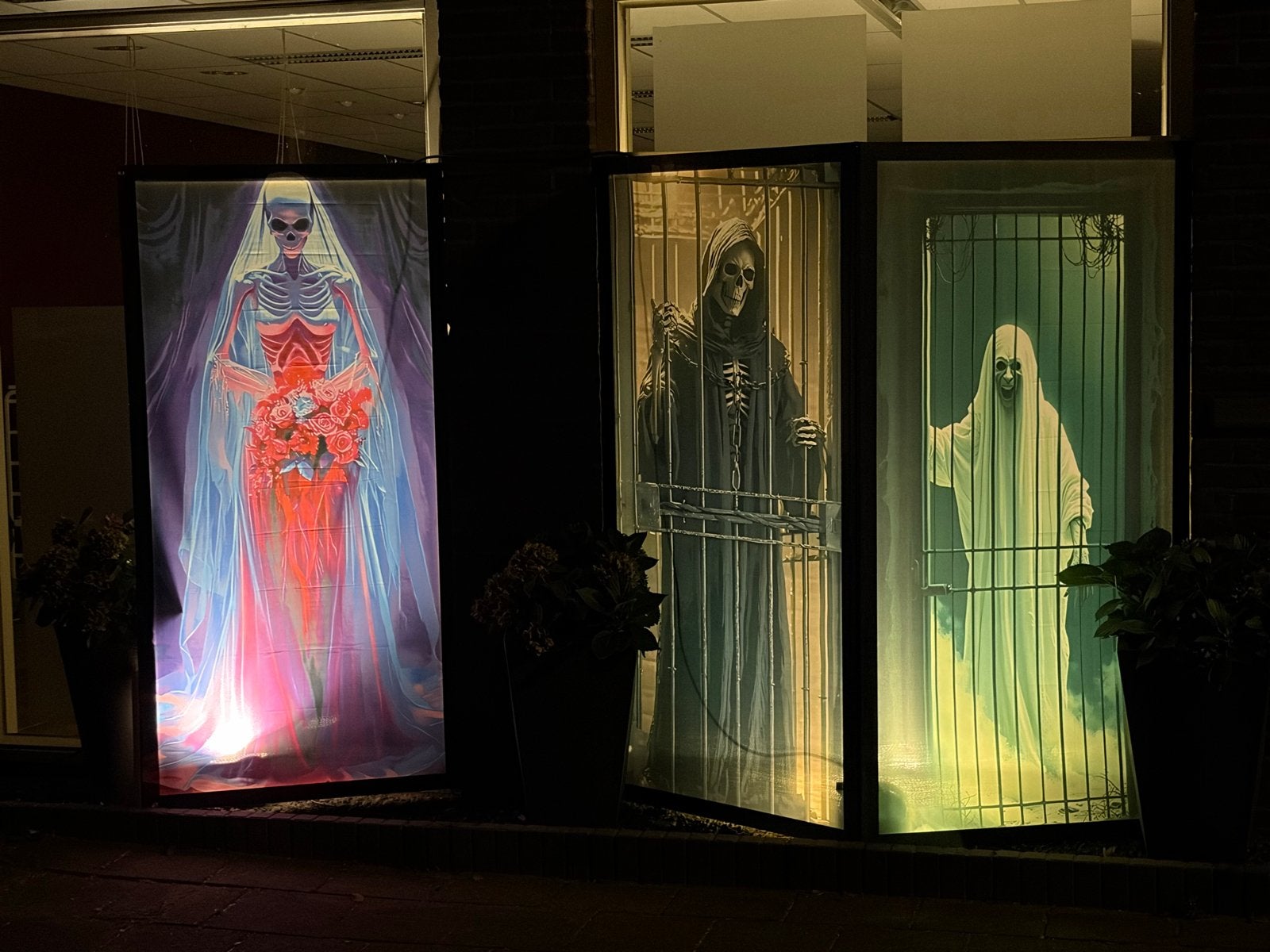 Groot Halloween Decoratiepakket - Spoken, Spinnen, Skeletten, Ophalen of Verzenden, Zo goed als nieuw, Versiering, Halloween of Griezel