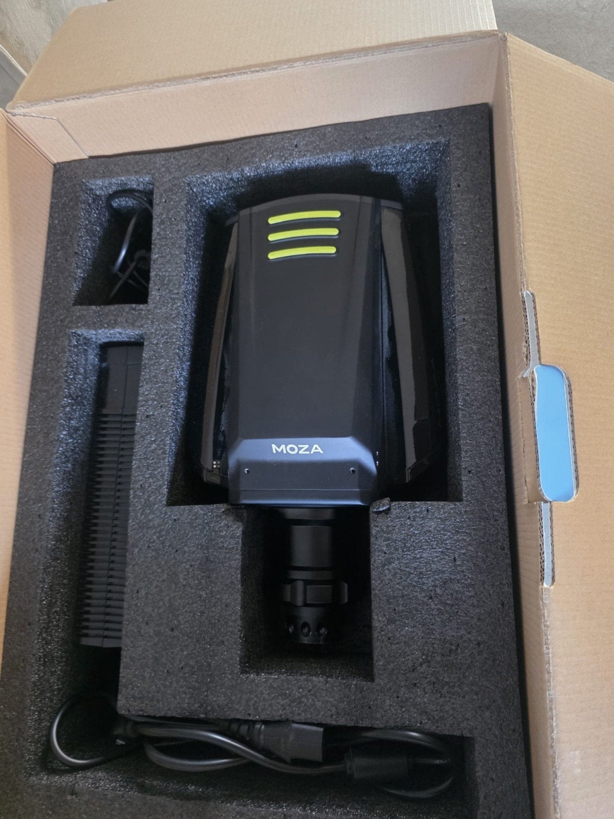 MOZA R16, KS stuur & SR-P LOAD-CELL PEDALEN Sim Racing Set, Ophalen of Verzenden, Zo goed als nieuw