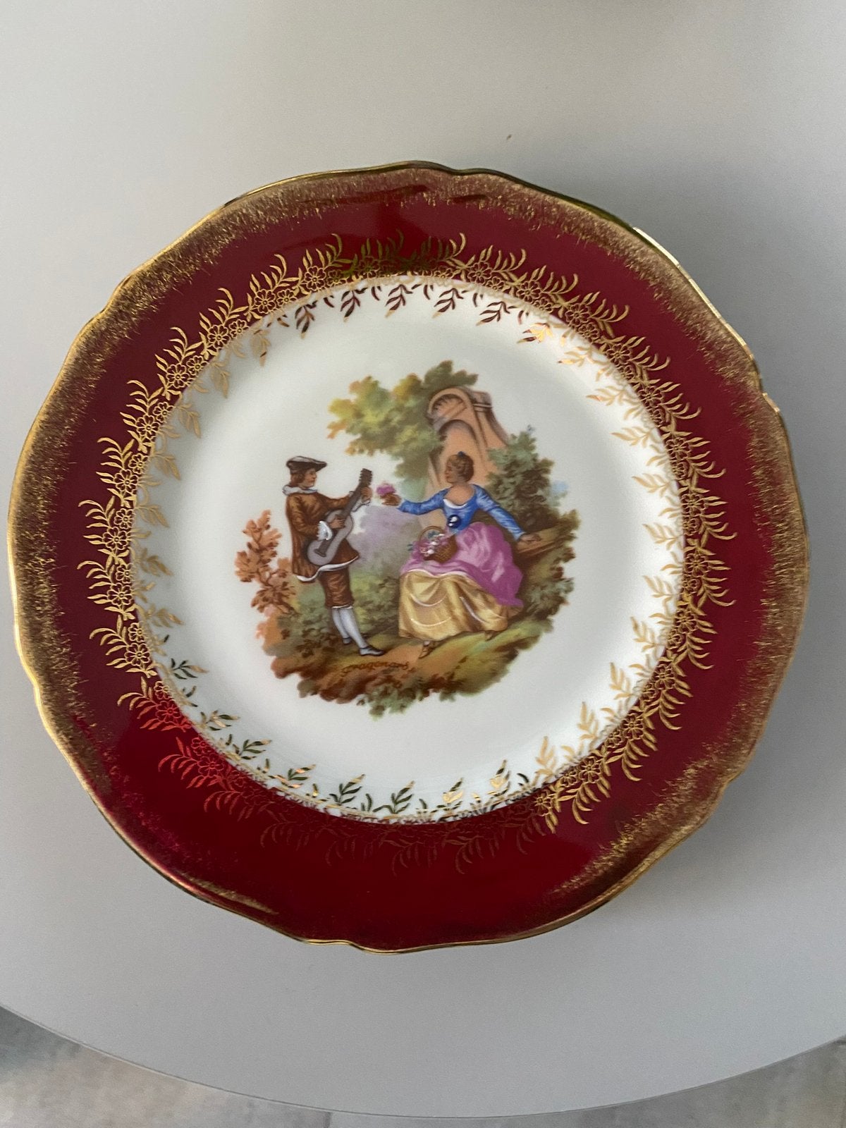 Mooi limoges france porseleinen bord. 19 cm., Verzenden