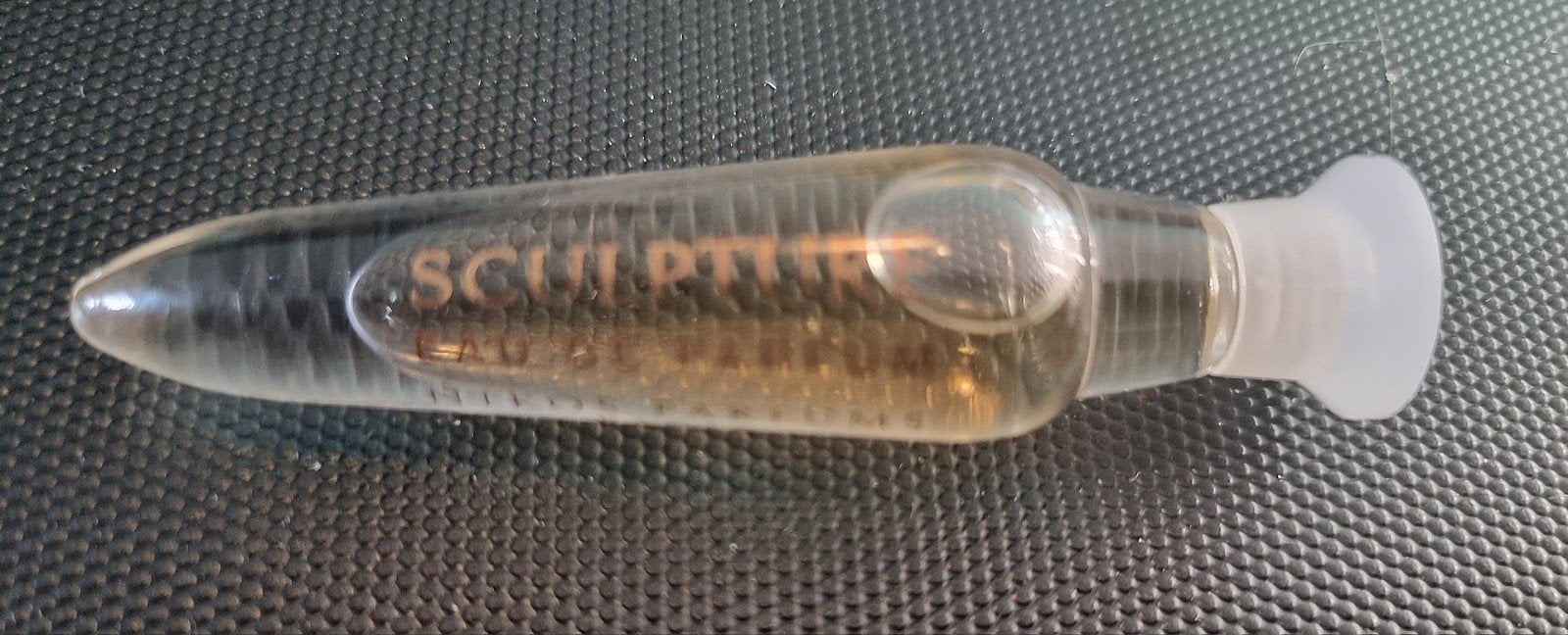 Miniatuur SCULPTURE parfum, Ophalen, Zo goed als nieuw, Miniatuur