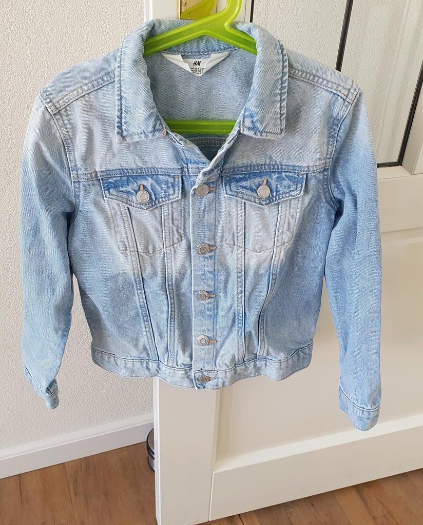 Spijkerjasje H&M maat 134, Kinderen en Baby's, Kinderkleding | Maat 134, Meisje, H&M, Ophalen of Verzenden, Zo goed als nieuw