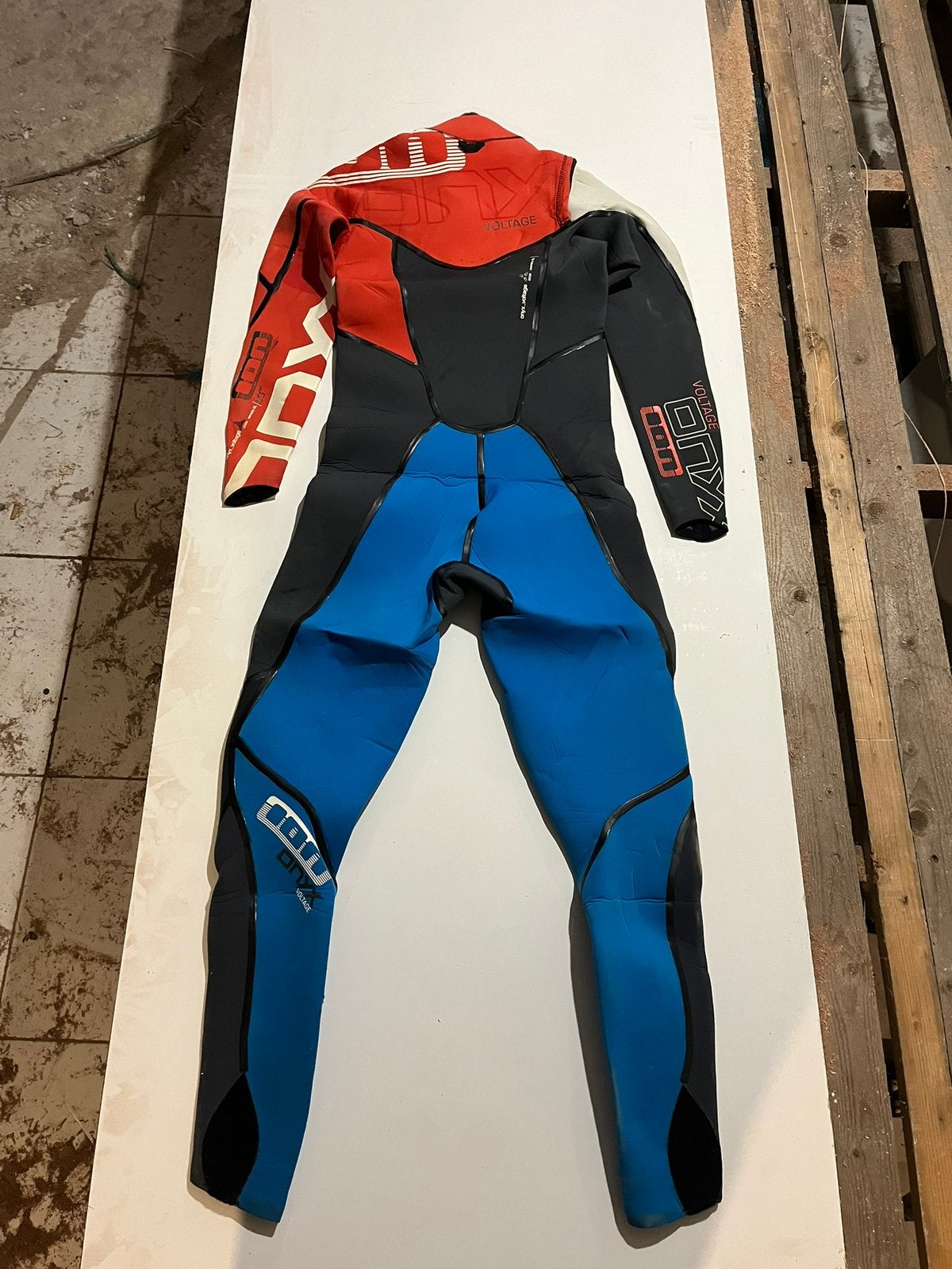 1 wetsuit Onyx Voltage Semidry (1 keer gebruikt), Ophalen, Zo goed als nieuw, Wetsuit