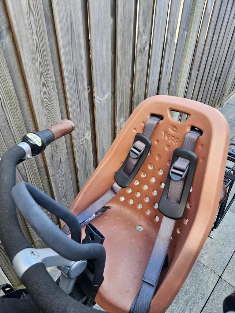 Yepp voorzitje met windscherm, Fietsen en Brommers, Fietsaccessoires | Fietsstoeltjes, Ophalen of Verzenden, Zo goed als nieuw